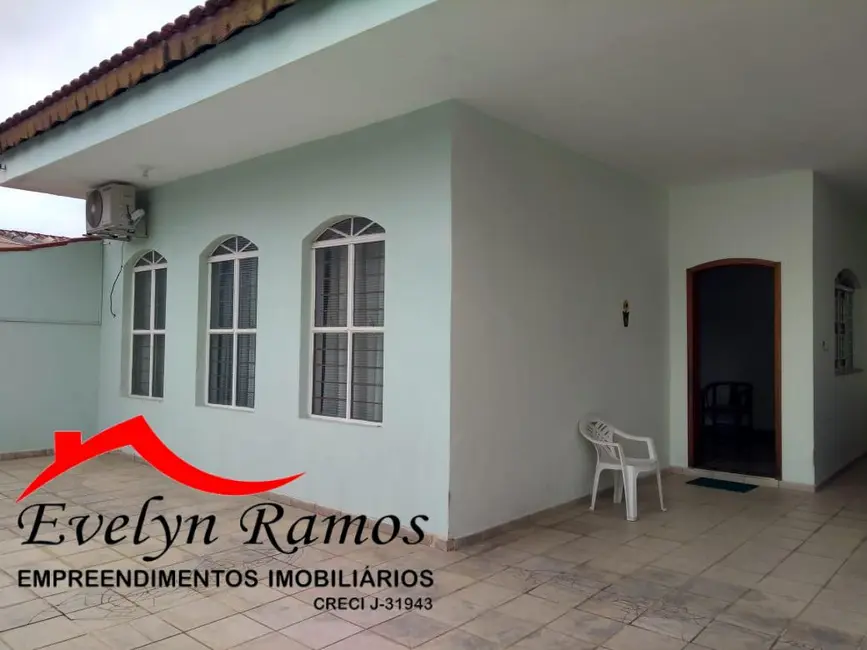Foto 1 de Casa com 4 quartos à venda, 250m2 em Salto De Pirapora - SP
