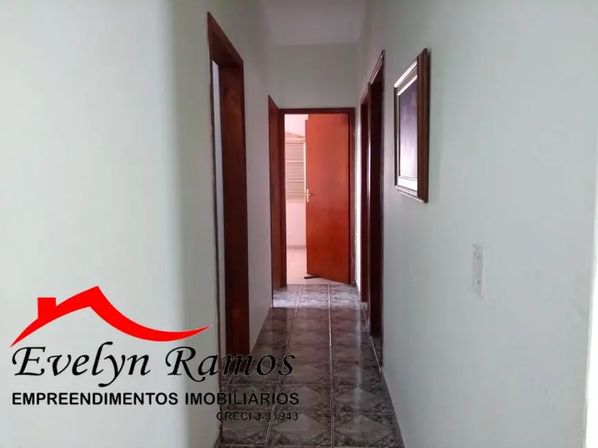 Foto 3 de Casa com 4 quartos à venda, 250m2 em Salto De Pirapora - SP