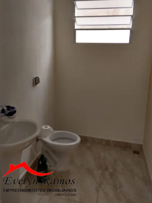 Foto 4 de Casa com 2 quartos à venda, 150m2 em Salto De Pirapora - SP