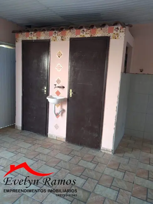 Foto 2 de Casa com 2 quartos à venda, 130m2 em Salto De Pirapora - SP