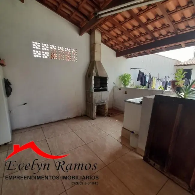 Foto 3 de Casa com 2 quartos à venda, 250m2 em Salto De Pirapora - SP