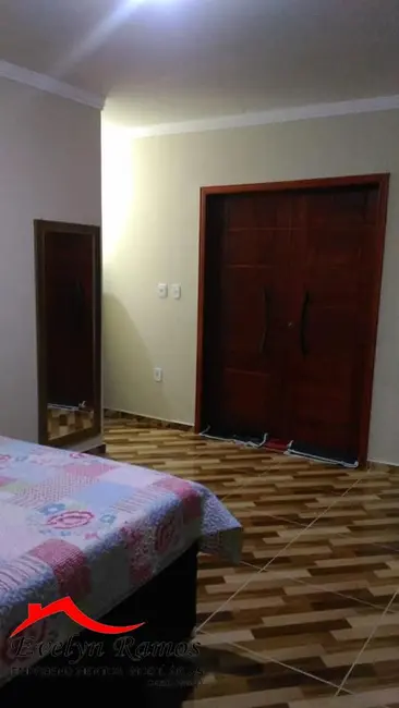 Foto 2 de Chácara com 5 quartos à venda, 2000m2 em Salto De Pirapora - SP