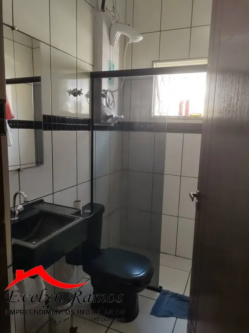 Foto 4 de Casa com 2 quartos à venda, 198m2 em Salto De Pirapora - SP