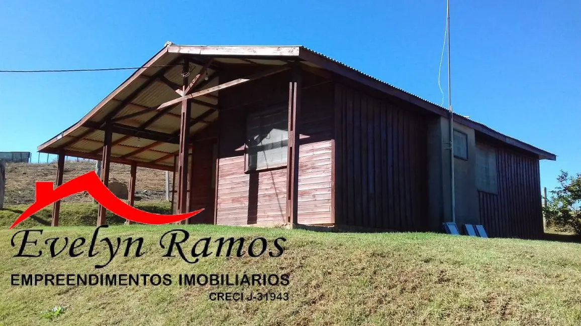 Foto 3 de Chácara com 3 quartos à venda, 1000m2 em Salto De Pirapora - SP