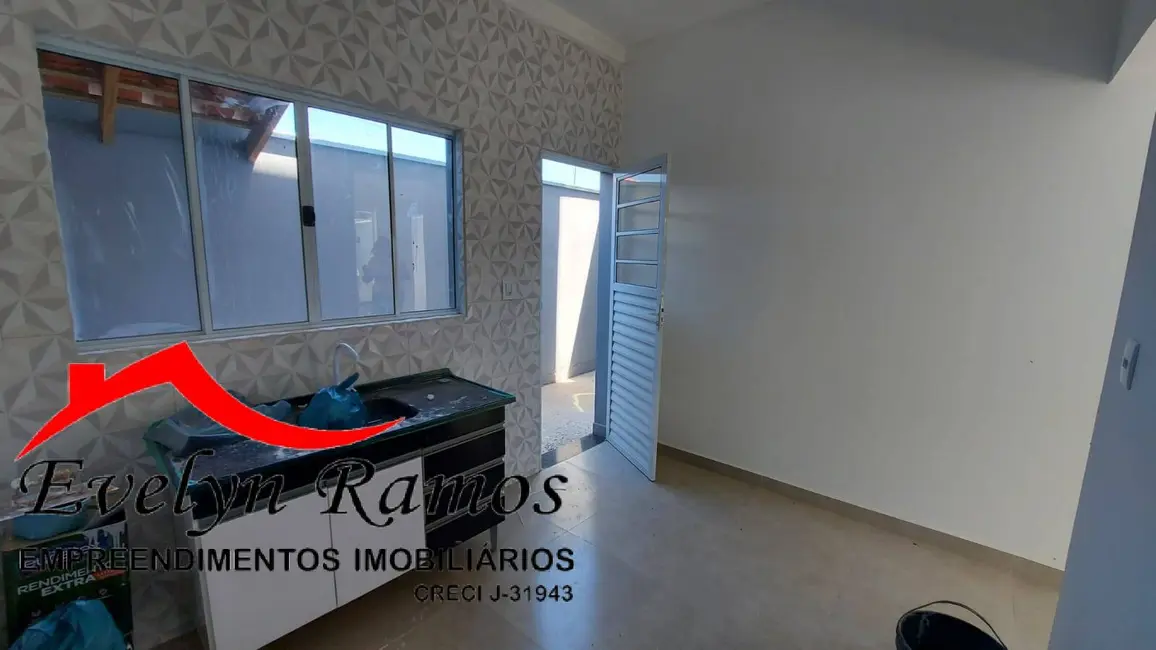 Foto 5 de Casa com 2 quartos à venda, 66m2 em Salto De Pirapora - SP