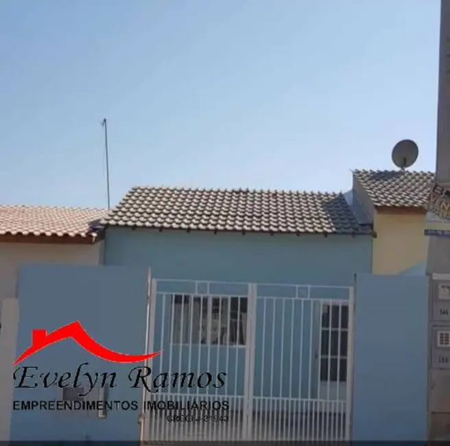 Foto 1 de Casa com 2 quartos à venda, 125m2 em Salto De Pirapora - SP