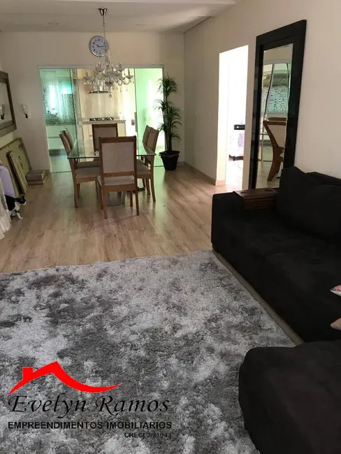 Foto 3 de Casa com 2 quartos à venda, 125m2 em Salto De Pirapora - SP