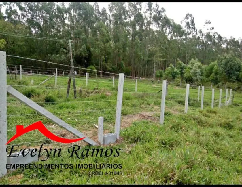 Foto 1 de Terreno / Lote à venda, 450m2 em Salto De Pirapora - SP