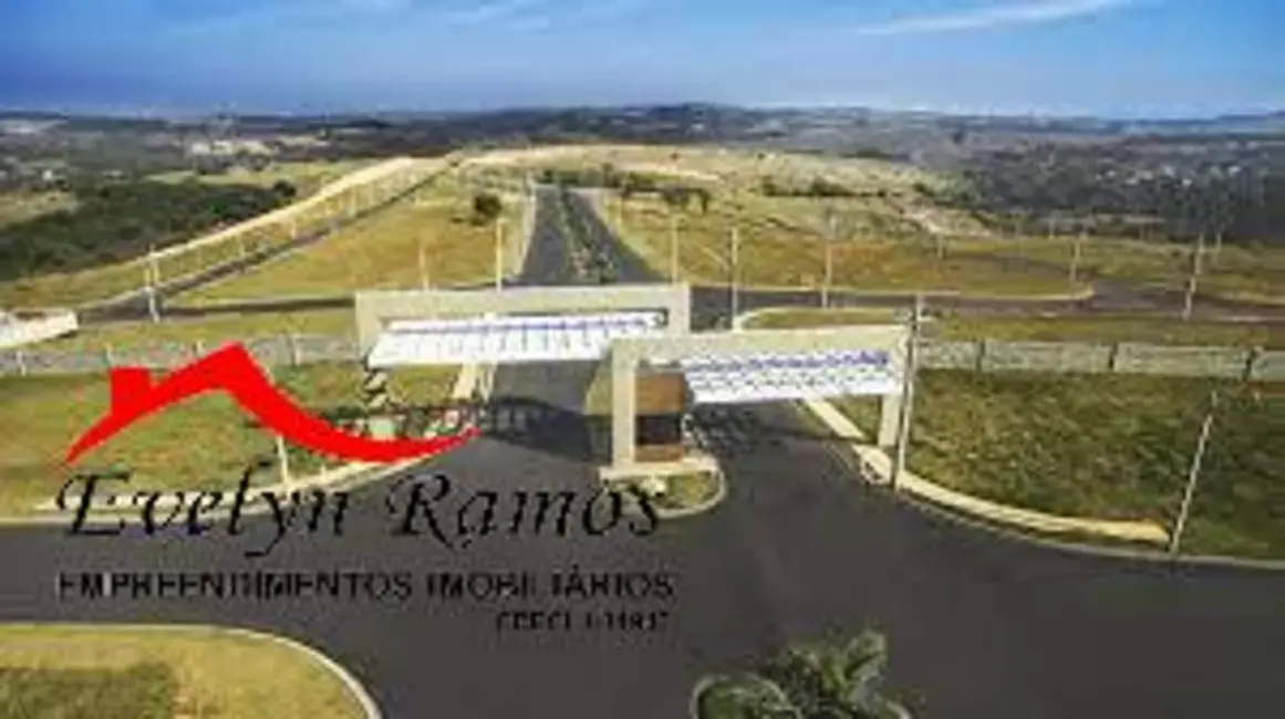 Foto 1 de Terreno / Lote à venda, 250m2 em Salto De Pirapora - SP