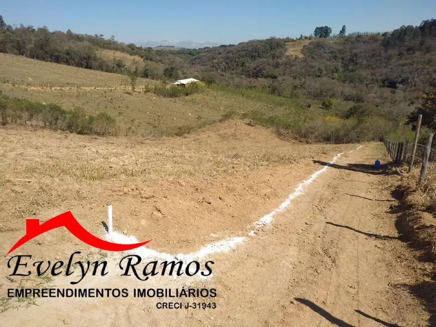 Foto 2 de Terreno / Lote à venda, 1105m2 em Salto De Pirapora - SP