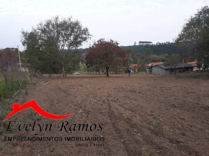 Foto 5 de Terreno / Lote à venda, 2100m2 em Salto De Pirapora - SP