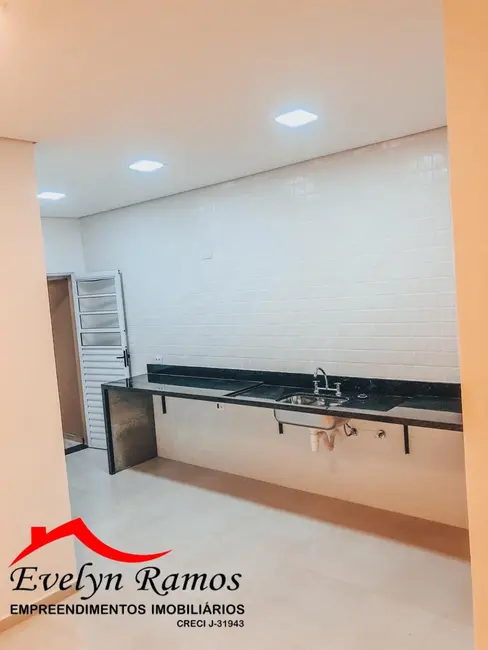 Foto 4 de Casa com 2 quartos à venda, 138m2 em Salto De Pirapora - SP