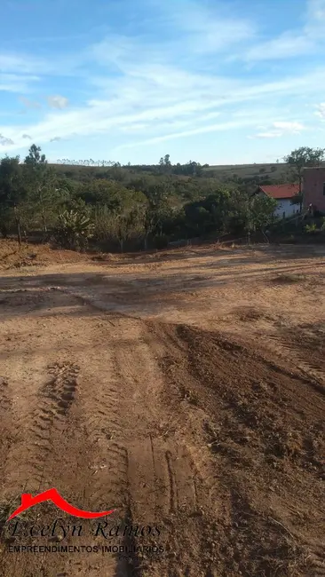 Foto 2 de Terreno / Lote à venda, 1000m2 em Salto De Pirapora - SP