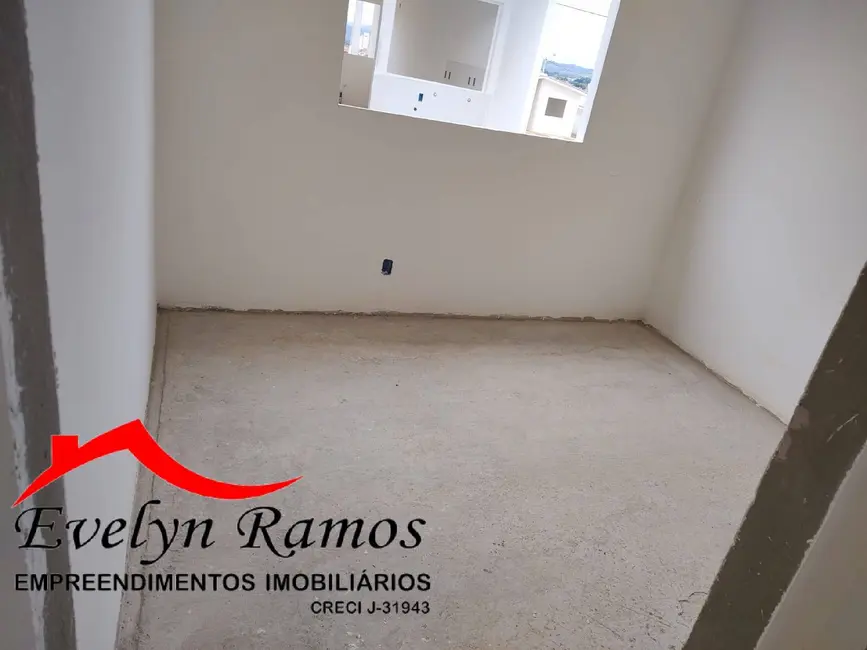 Foto 3 de Casa com 2 quartos à venda, 120m2 em Salto De Pirapora - SP