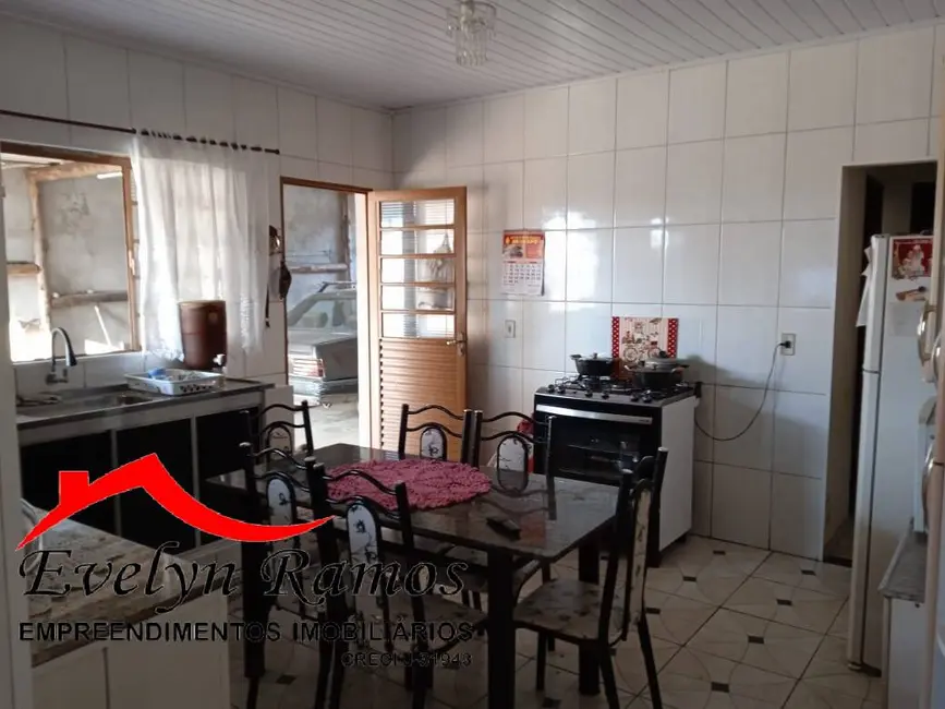 Foto 4 de Casa com 2 quartos à venda, 232m2 em Salto De Pirapora - SP