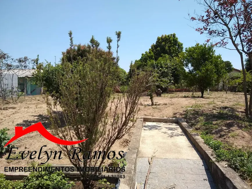 Foto 4 de Chácara com 2 quartos à venda, 1500m2 em Salto De Pirapora - SP