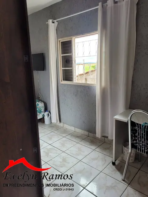 Foto 4 de Casa com 3 quartos à venda, 150m2 em Salto De Pirapora - SP