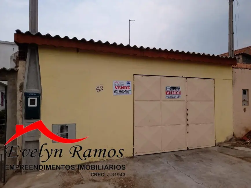 Foto 1 de Casa com 2 quartos à venda, 125m2 em Salto De Pirapora - SP