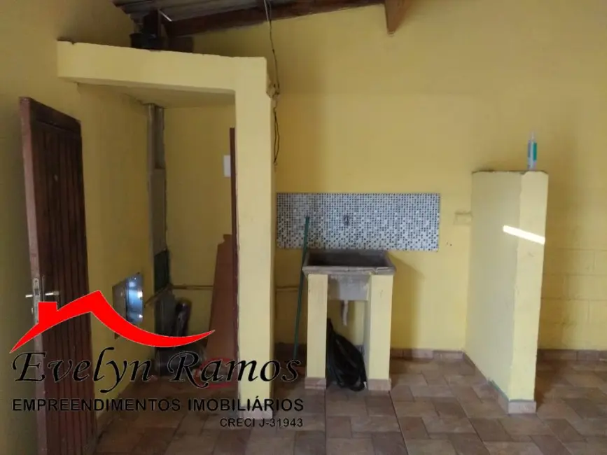 Foto 2 de Casa com 2 quartos à venda, 125m2 em Salto De Pirapora - SP