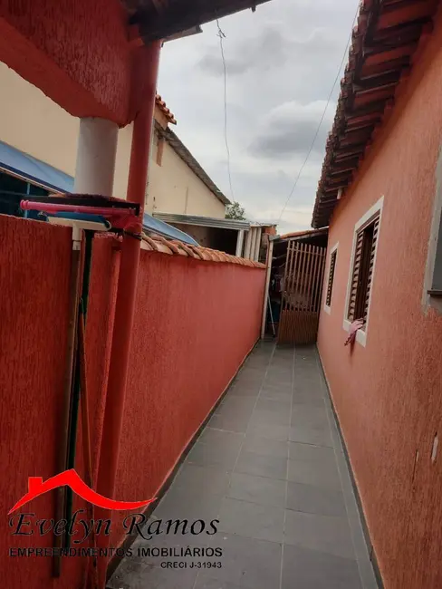 Foto 3 de Casa com 2 quartos à venda, 125m2 em Salto De Pirapora - SP