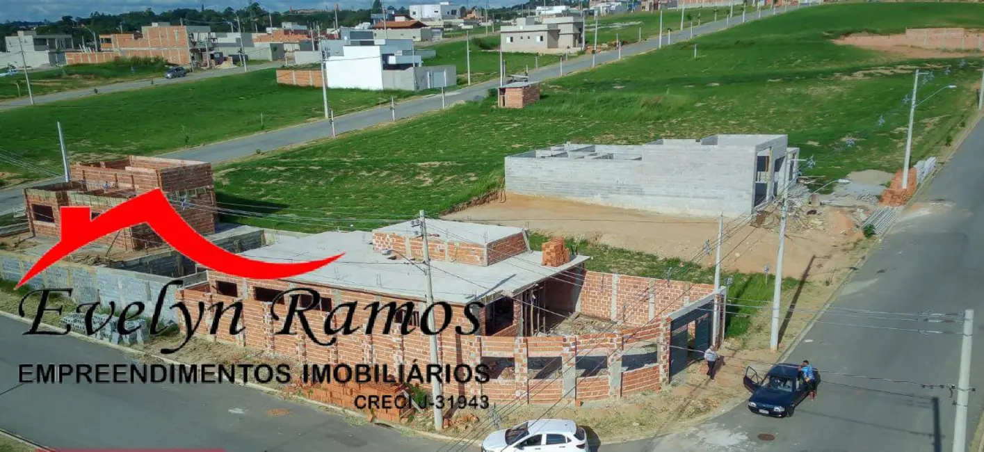 Foto 1 de Casa com 3 quartos à venda, 300m2 em Salto De Pirapora - SP