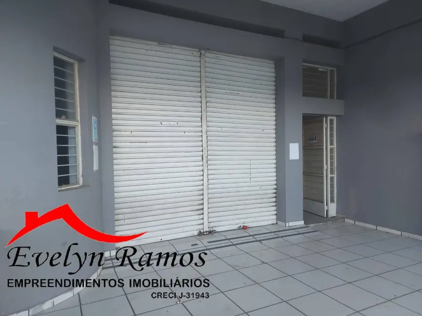 Foto 4 de Apartamento com 3 quartos à venda, 300m2 em Salto De Pirapora - SP