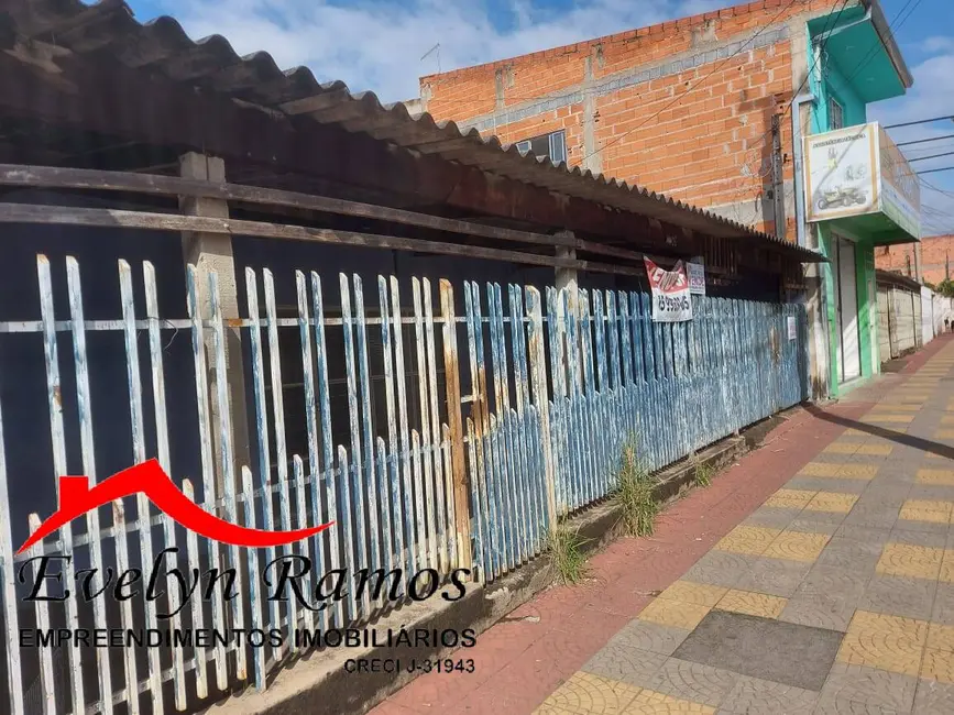 Foto 2 de Terreno / Lote à venda, 334m2 em Salto De Pirapora - SP