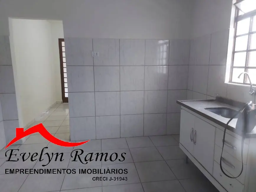 Foto 4 de Casa com 2 quartos à venda, 150m2 em Salto De Pirapora - SP