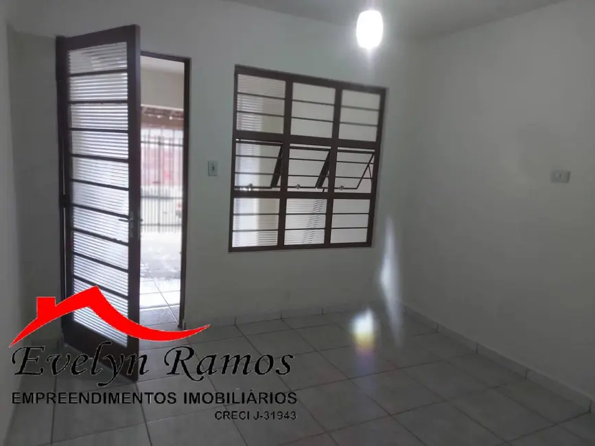 Foto 3 de Casa com 2 quartos à venda, 150m2 em Salto De Pirapora - SP