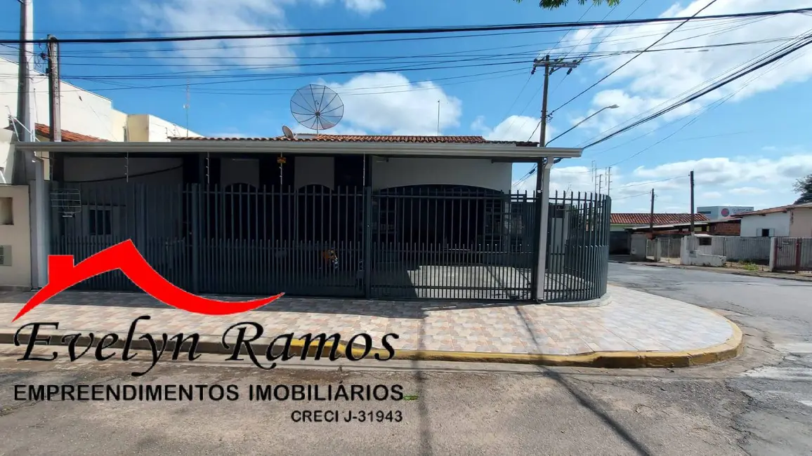 Foto 1 de Casa com 3 quartos à venda, 283m2 em Salto De Pirapora - SP