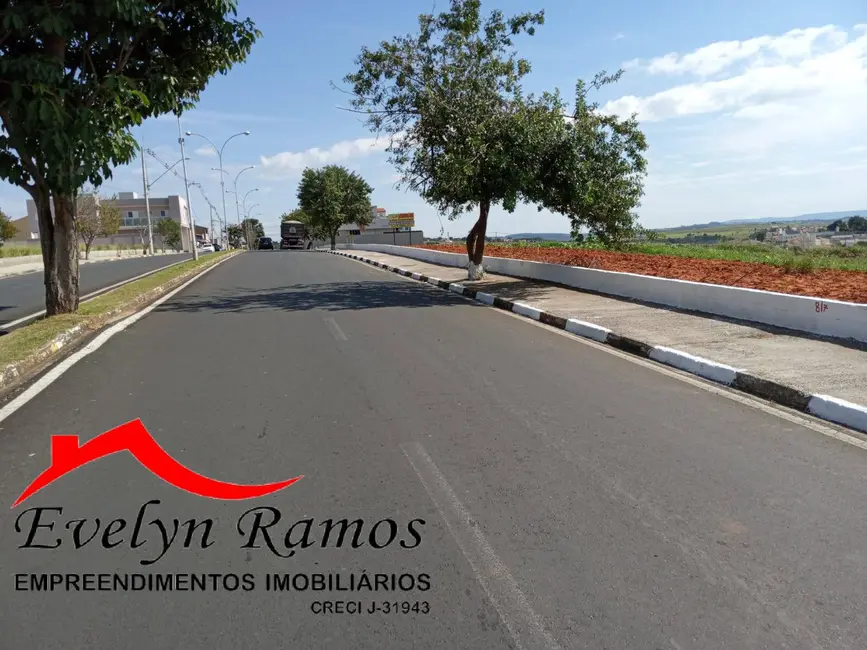 Terreno / Lote à venda, 210m2 em Salto De Pirapora - SP - imagem 3 Foto 3 de Terreno / Lote à venda, 210m2 em Salto De Pirapora - SP