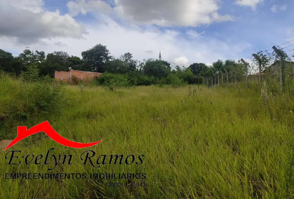 Foto 2 de Terreno / Lote à venda, 1649m2 em Salto De Pirapora - SP