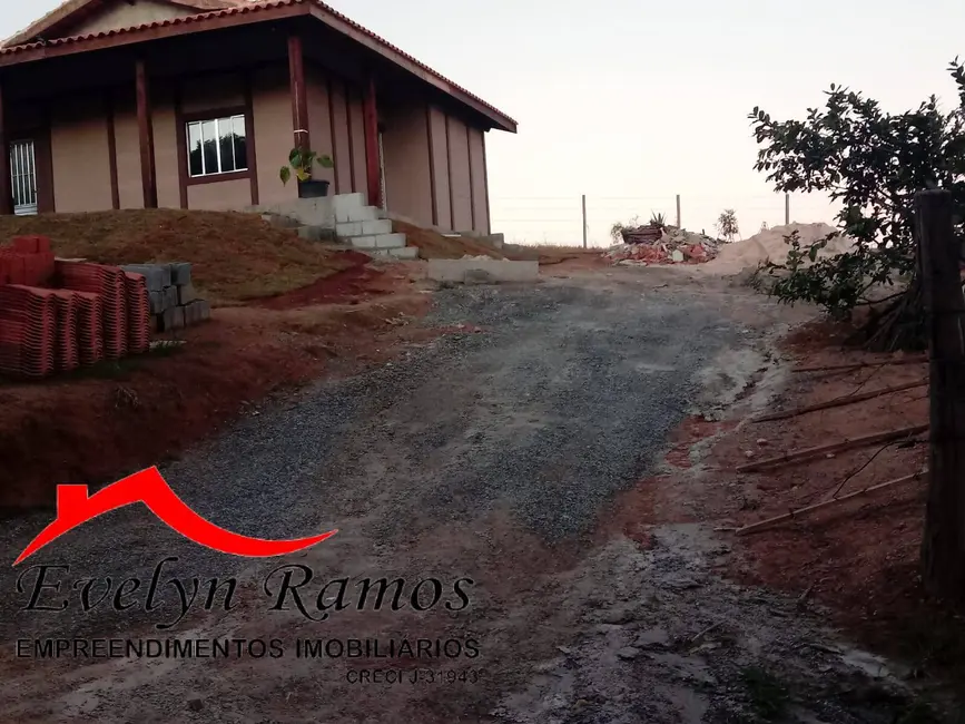 Foto 4 de Chácara com 2 quartos à venda, 1047m2 em Salto De Pirapora - SP