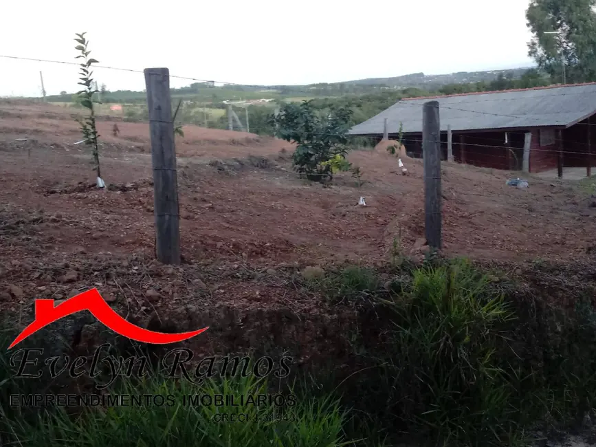 Foto 8 de Chácara com 2 quartos à venda, 1047m2 em Salto De Pirapora - SP