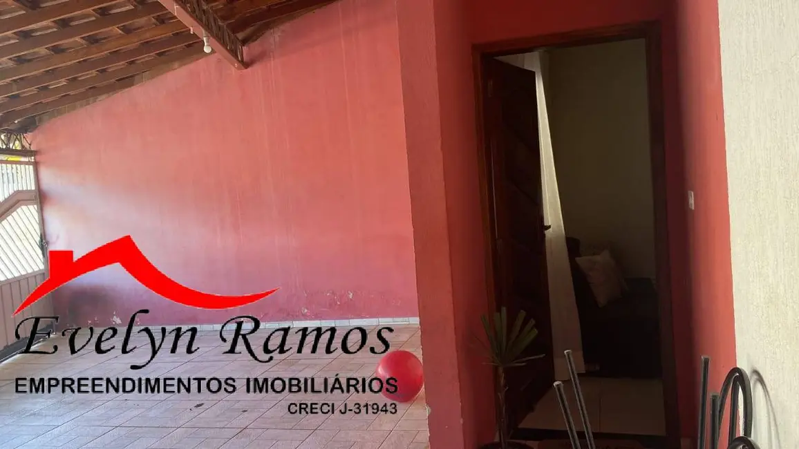 Foto 3 de Casa com 4 quartos à venda, 129m2 em Salto De Pirapora - SP