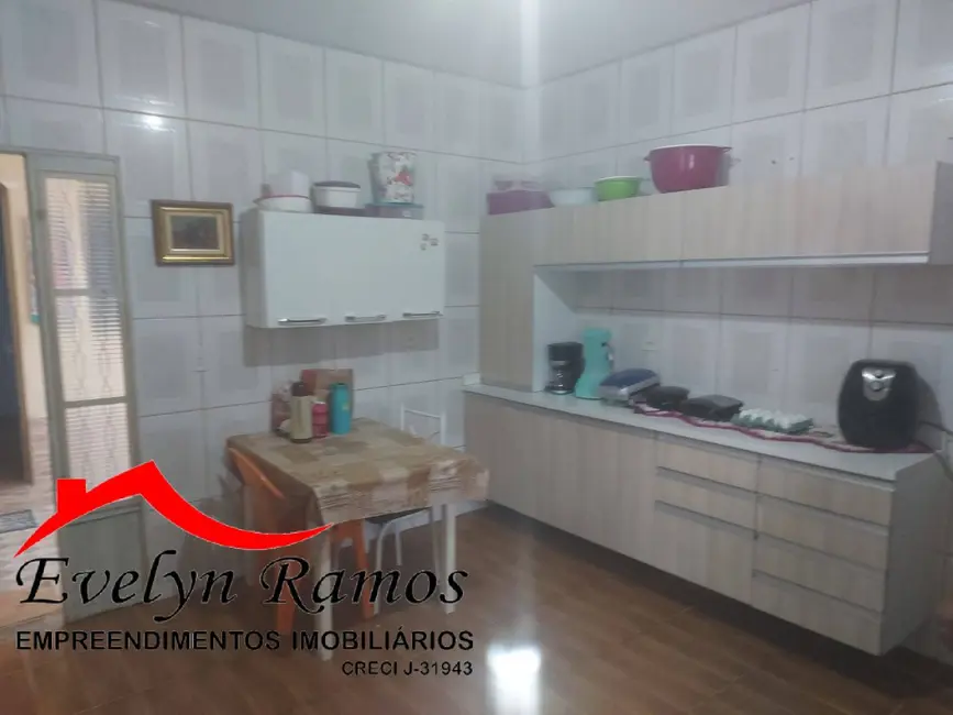 Foto 5 de Casa com 4 quartos à venda, 300m2 em Salto De Pirapora - SP