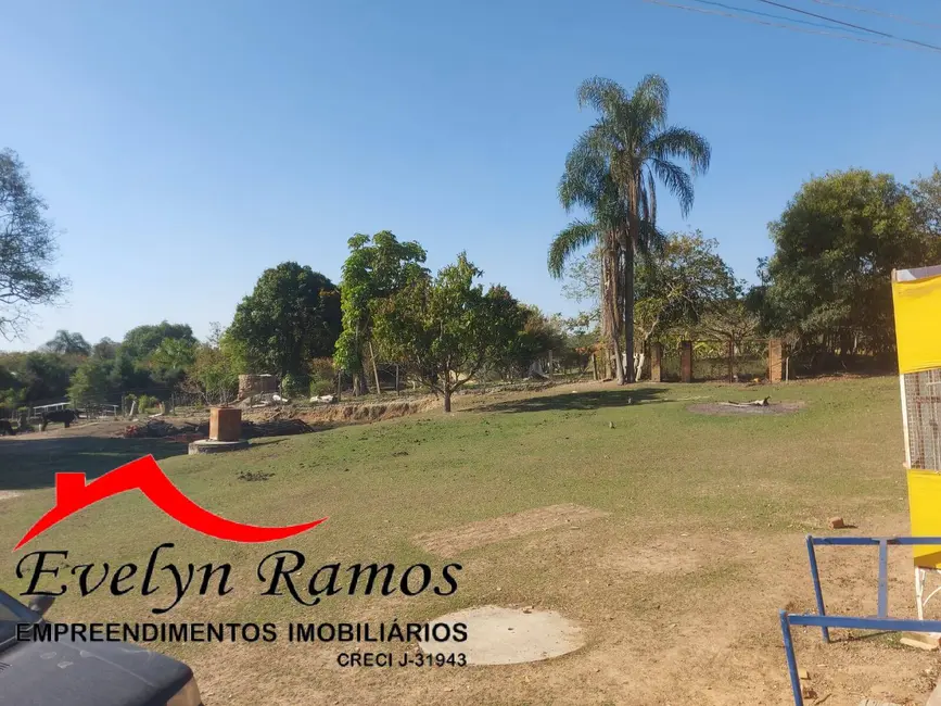 Foto 2 de Chácara com 4 quartos à venda, 4200m2 em Salto De Pirapora - SP