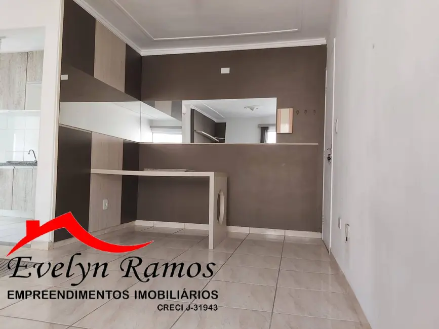 Foto 3 de Apartamento com 2 quartos à venda e para alugar, 50m2 em Salto De Pirapora - SP