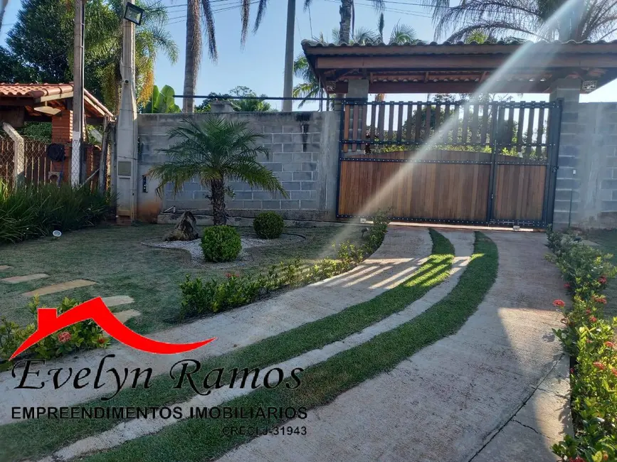 Foto 3 de Chácara com 4 quartos à venda, 2100m2 em Salto De Pirapora - SP