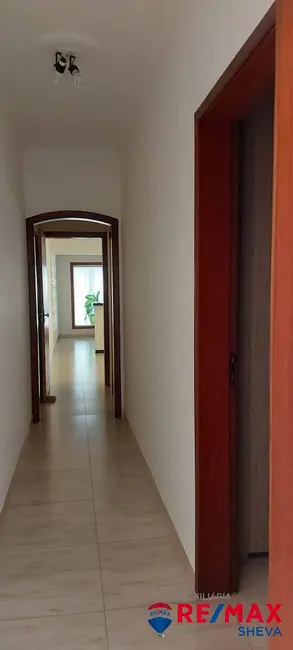 Foto 43 de Casa com 2 quartos para alugar em Salto De Pirapora - SP