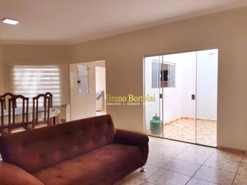 Casa com 2 quartos à venda, 160m2 em Jardim Santa Clara II, Rio Claro - SP - imagem 6 Foto 6 de Casa com 2 quartos à venda, 160m2 em Jardim Santa Clara II, Rio Claro - SP