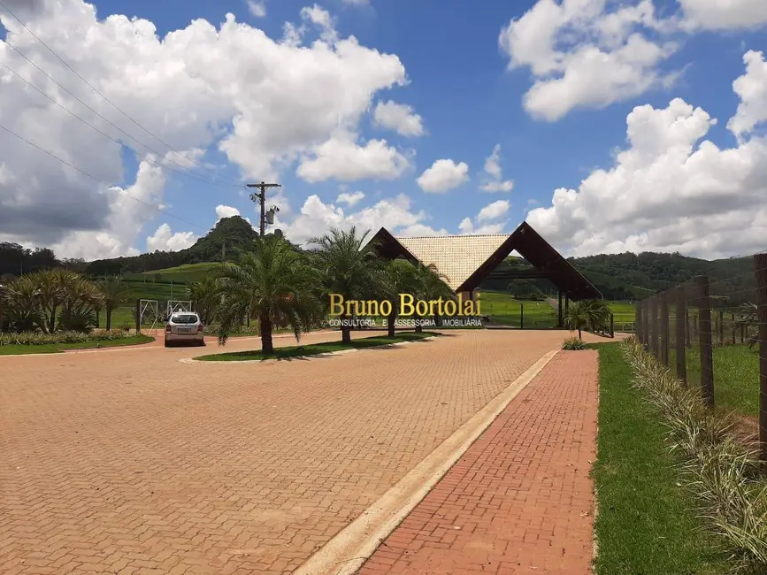 Terreno / Lote à venda, 420m2 em Analandia - SP - imagem 6 Foto 6 de Terreno / Lote à venda, 420m2 em Analandia - SP