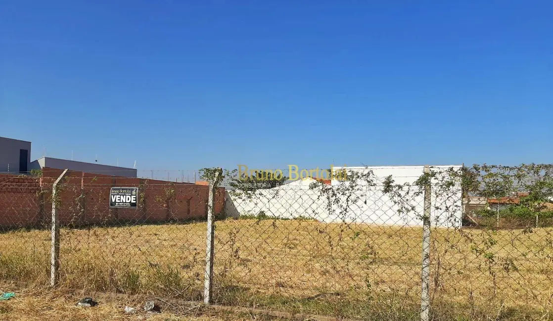 Foto 2 de Terreno / Lote à venda, 300m2 em Jardim Floridiana, Rio Claro - SP