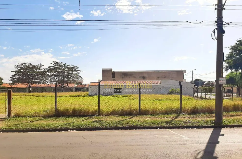 Terreno / Lote à venda, 3240m2 em Jardim Floridiana, Rio Claro - SP - imagem 4 Foto 4 de Terreno / Lote à venda, 3240m2 em Jardim Floridiana, Rio Claro - SP