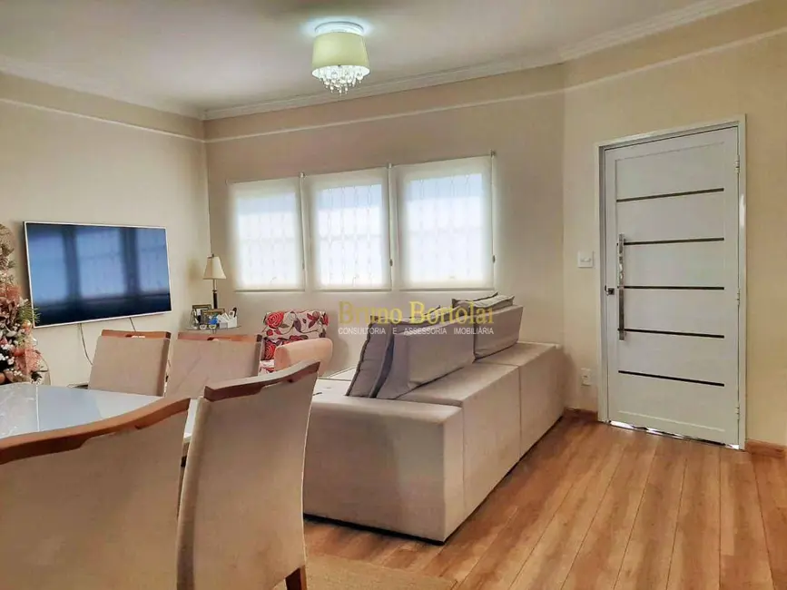 Foto 2 de Casa com 3 quartos à venda, 222m2 em Jardim Luiza Maria, Araras - SP
