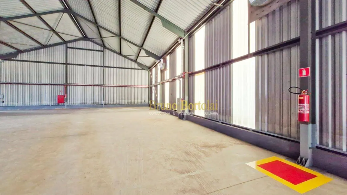 Armazém / Galpão para alugar, 2666m2 em Rio Claro - SP - imagem 4 Foto 4 de Armazém / Galpão para alugar, 2666m2 em Rio Claro - SP