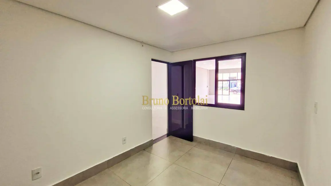 Armazém / Galpão para alugar, 289m2 em Centro, Rio Claro - SP - imagem 5 Foto 5 de Armazém / Galpão para alugar, 289m2 em Centro, Rio Claro - SP