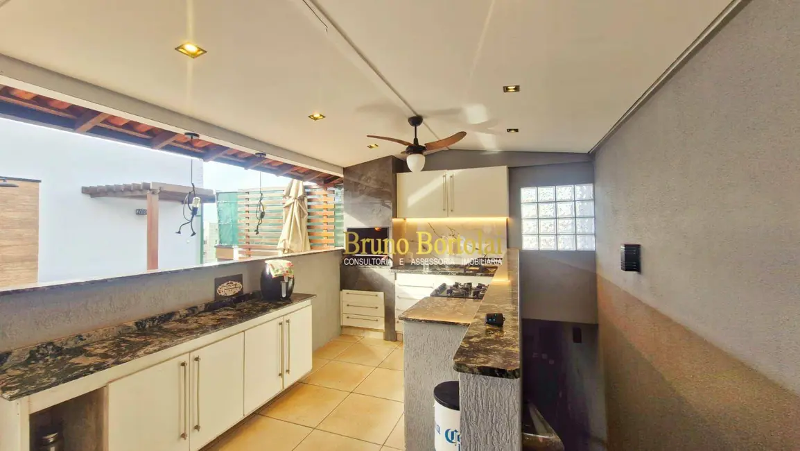 Foto 4 de Casa com 3 quartos à venda e para alugar, 244m2 em Recanto Paraíso, Rio Claro - SP