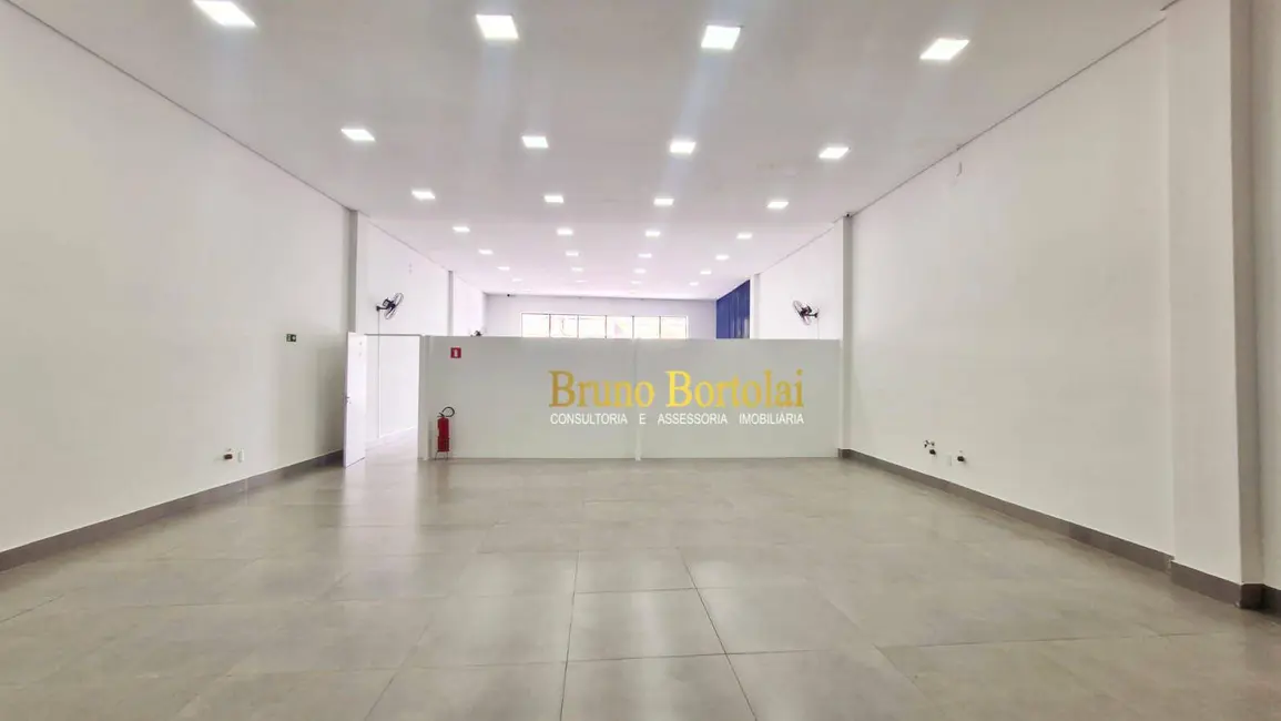 Sala Comercial para alugar, 300m2 em Centro, Rio Claro - SP - imagem 8 Foto 8 de Sala Comercial para alugar, 300m2 em Centro, Rio Claro - SP