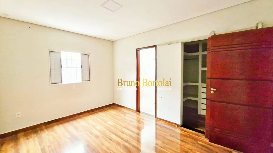 Foto 8 de Casa com 3 quartos para alugar, 300m2 em Centro, Rio Claro - SP